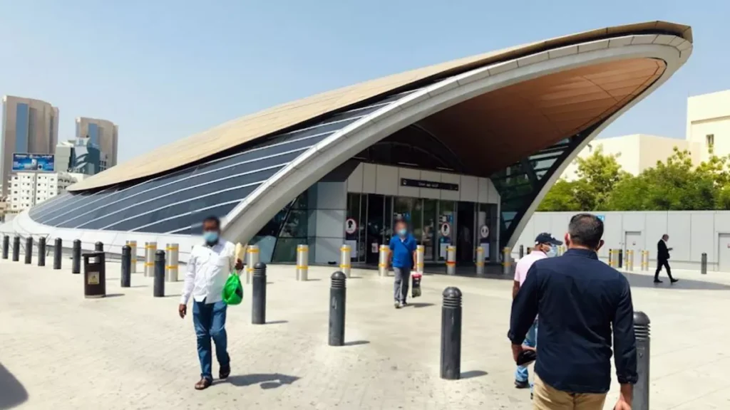 Al Rigga Metro Station Dubai – Timings, Facilities, and Nearby Attractions